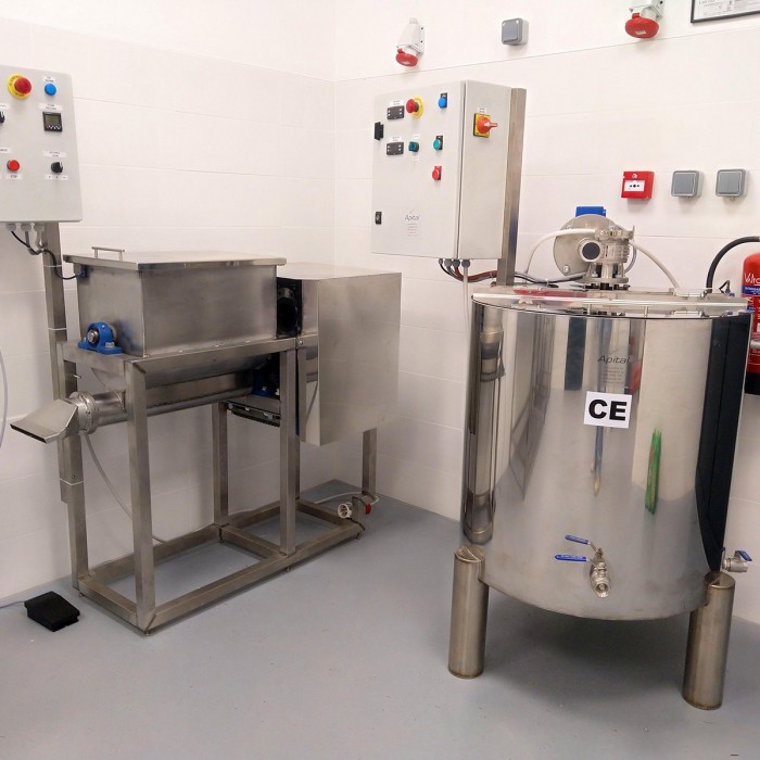 Linie pentru turtă proteică Preţ